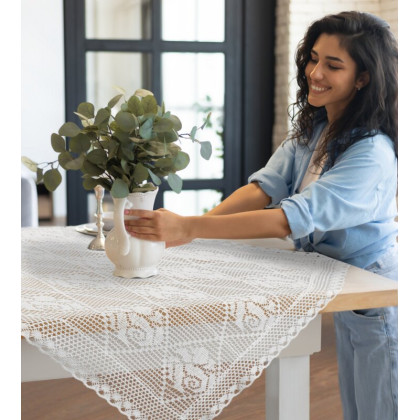 Boho ažúrový obrus 85x85 cm ROSALY